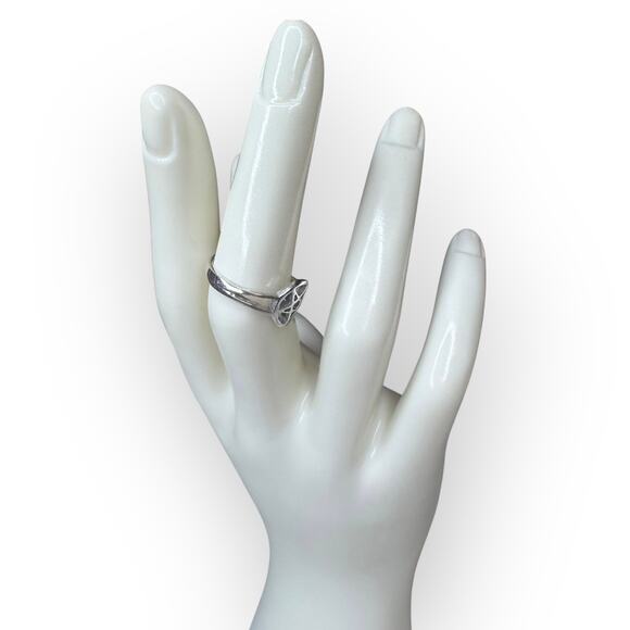 Women's Sterling Silver Whimsygoth Five Pointed Star Pentagram Ring Size 6.5 - Picture 7 of 9